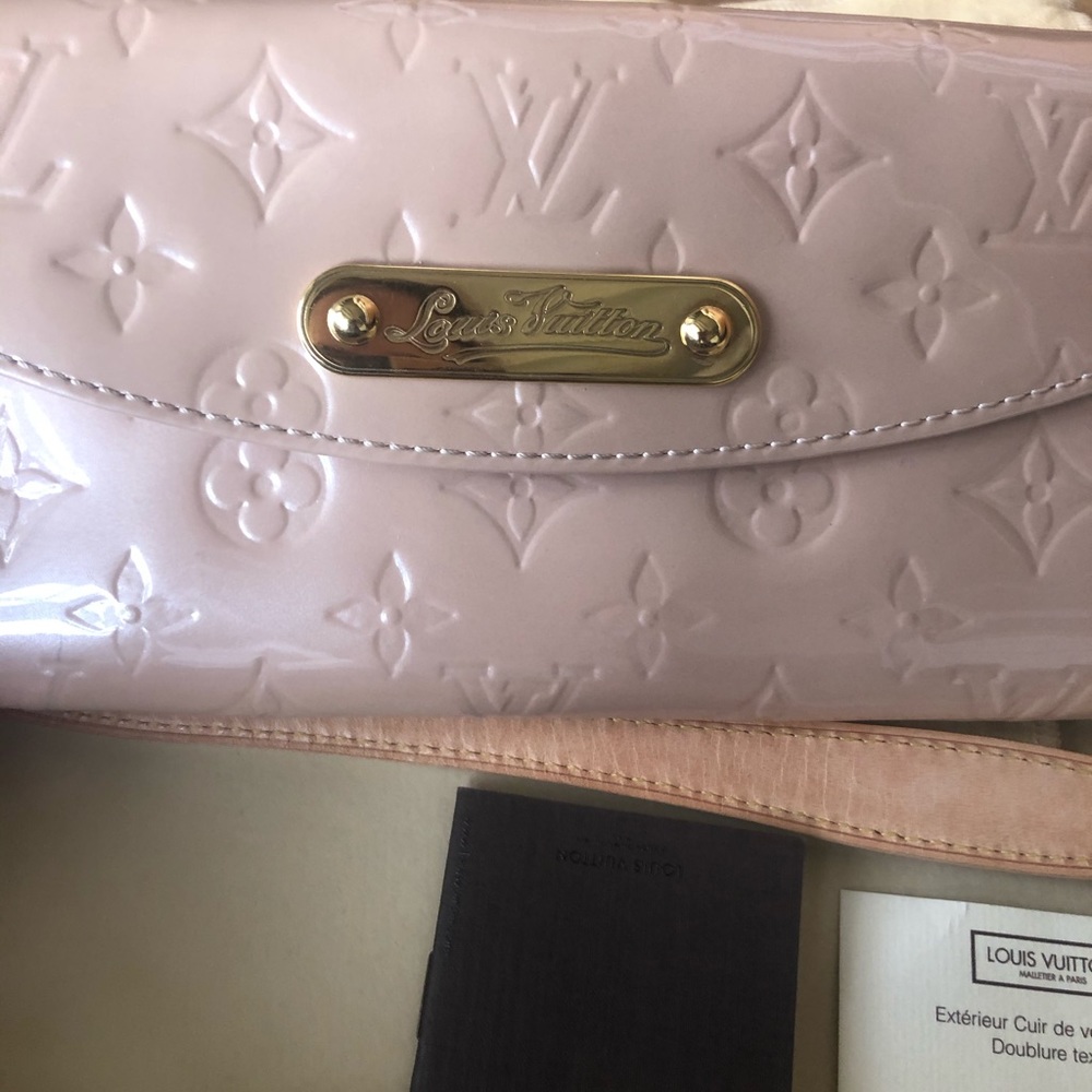 Louis Vuitton Nude Monogram vernis